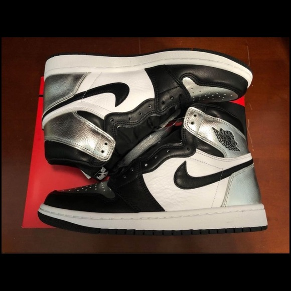 Retro Jordans one silver toe